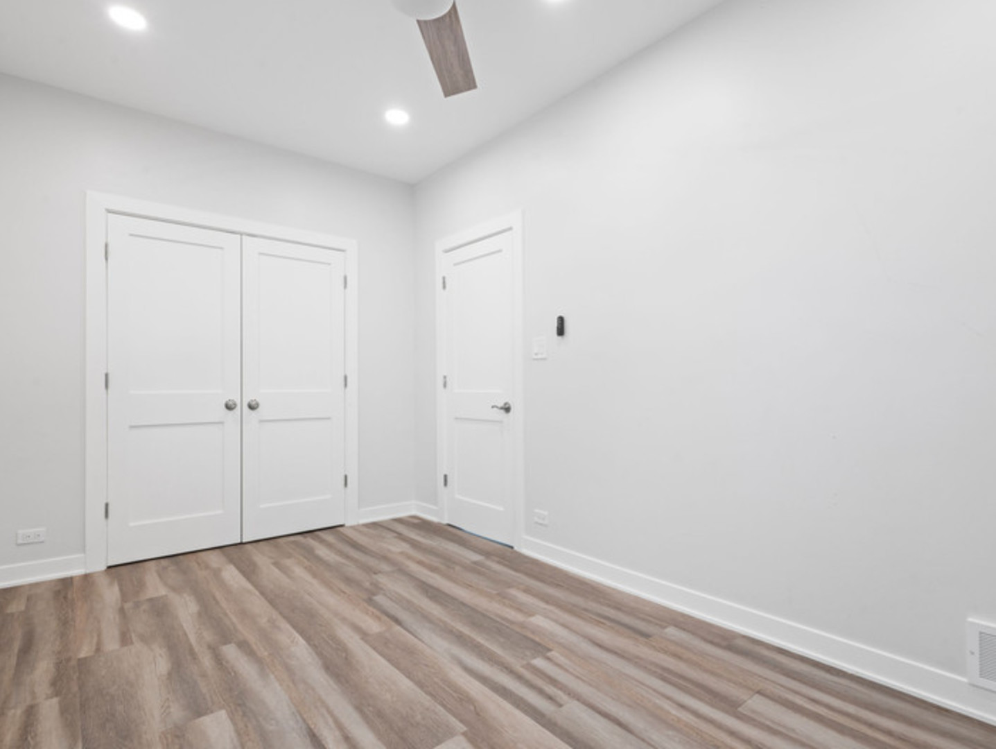 6049 West School Street Chicago IL 60634