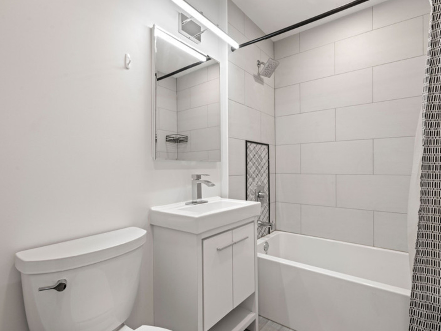 6049 West School Street Chicago IL 60634