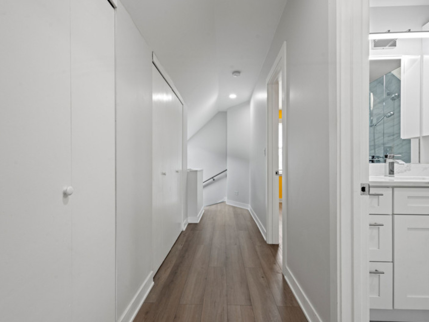 6049 West School Street Chicago IL 60634