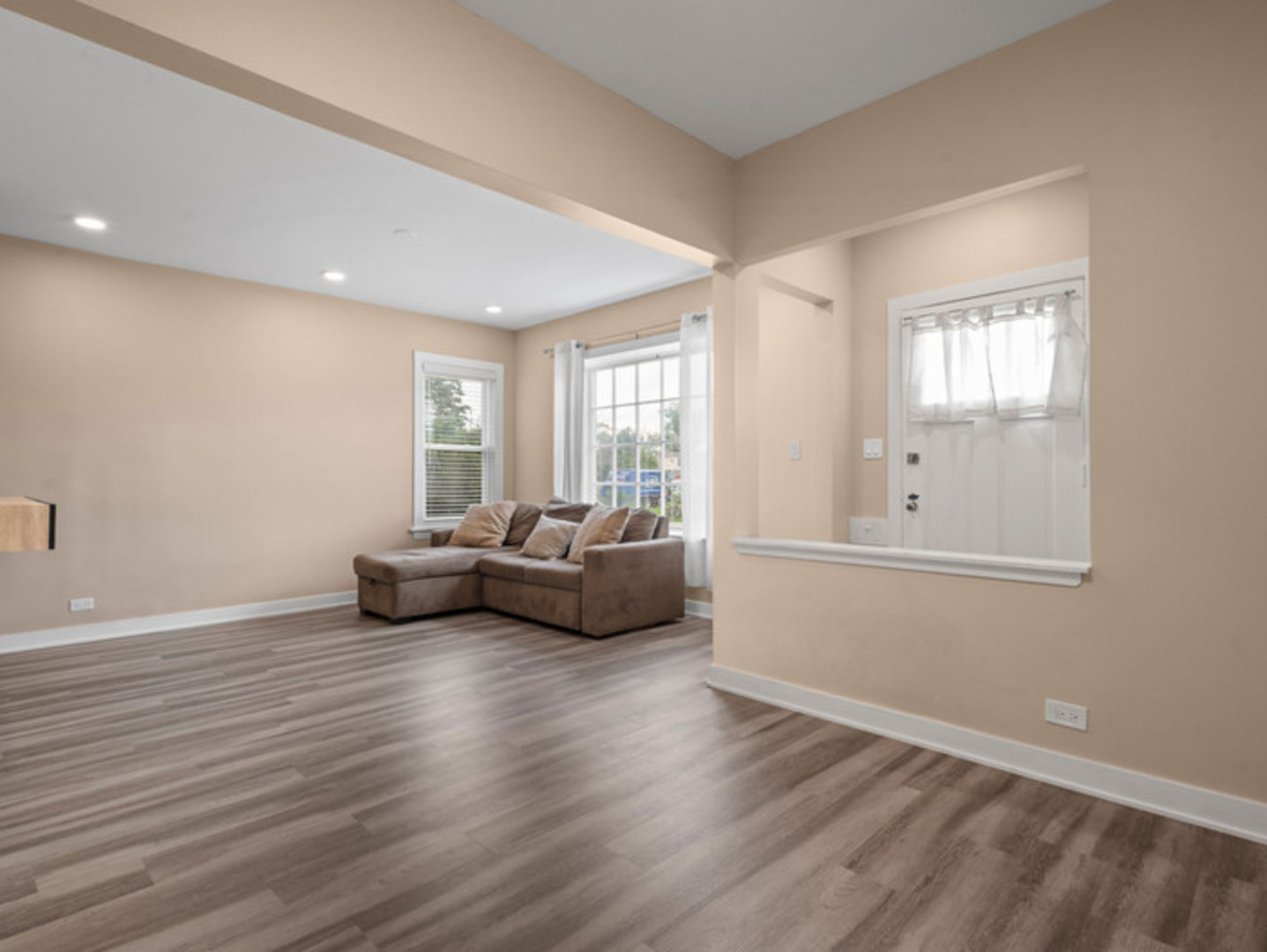 6049 West School Street Chicago IL 60634