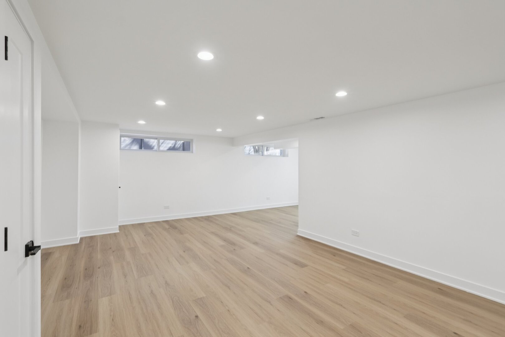 8135 West Rascher Avenue Chicago IL 60656