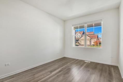 1266 Tiger Lily Drive Bartlett IL 60103