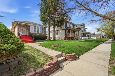 624 South 17th Avenue Maywood IL 60153