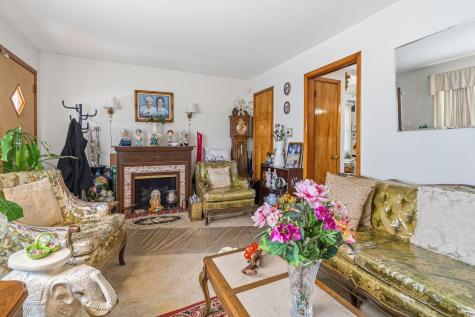 624 South 17th Avenue Maywood IL 60153