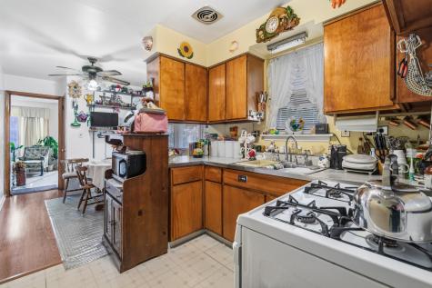 624 South 17th Avenue Maywood IL 60153