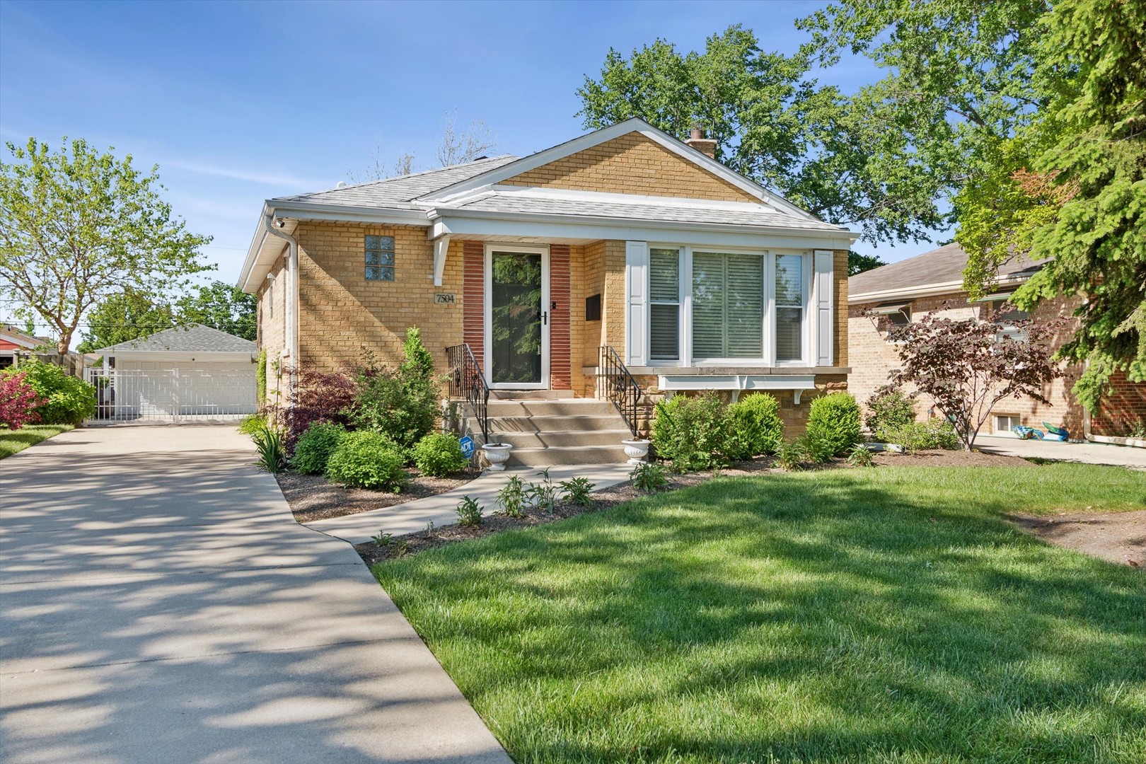 7504 West Jonquil Terrace Niles IL 60714