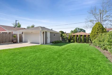 7504 West Jonquil Terrace Niles IL 60714