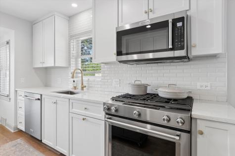 7504 West Jonquil Terrace Niles IL 60714