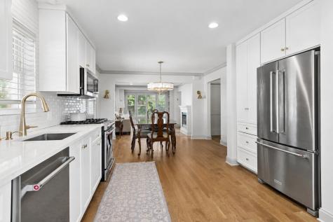 7504 West Jonquil Terrace Niles IL 60714