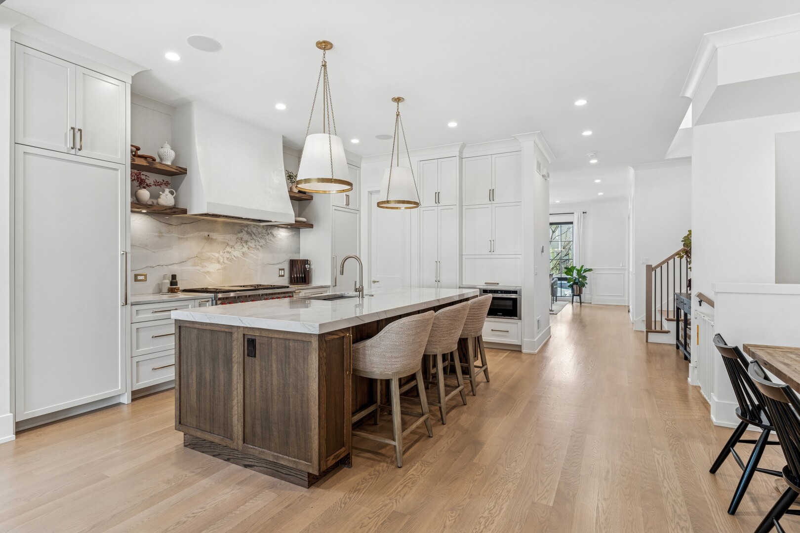 2228 North Southport Avenue Chicago IL 60614