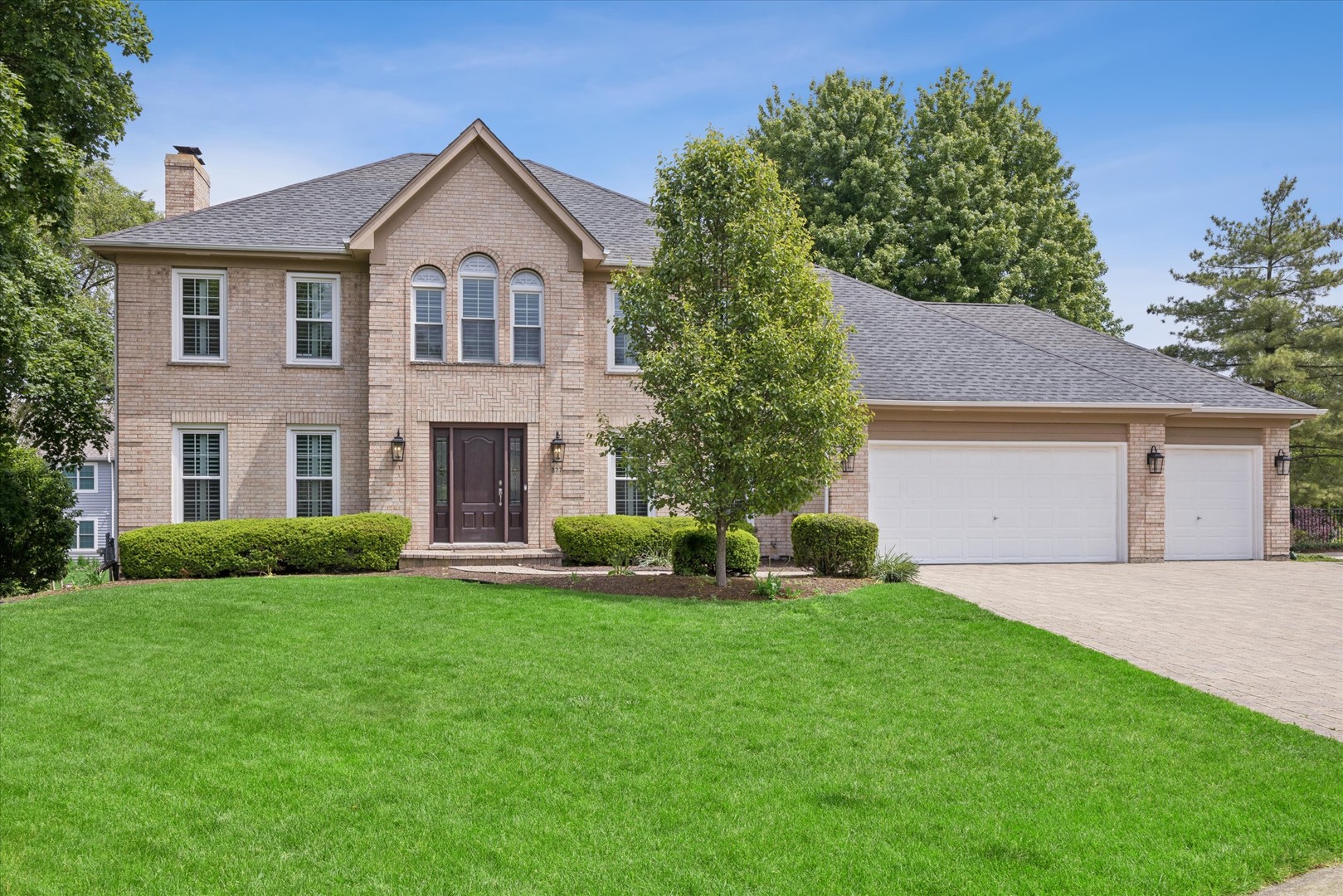 877 Stillwell Court Wheaton IL 60189