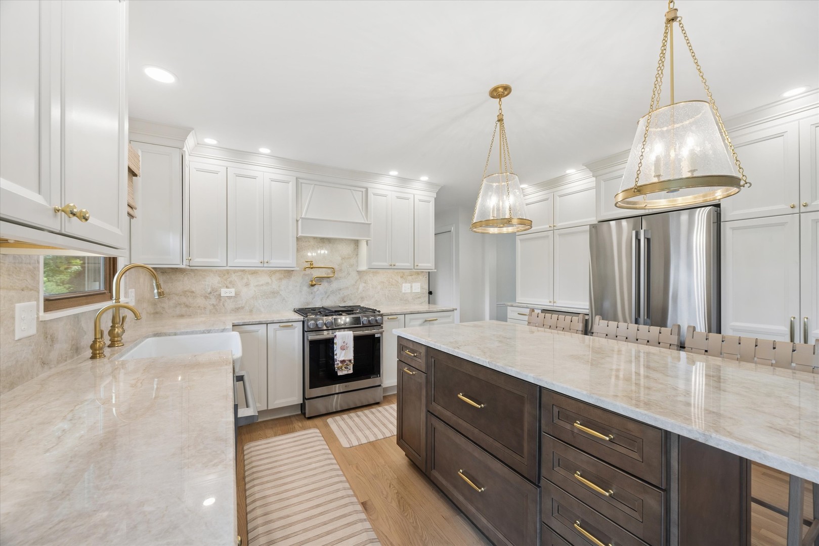 877 Stillwell Court Wheaton IL 60189