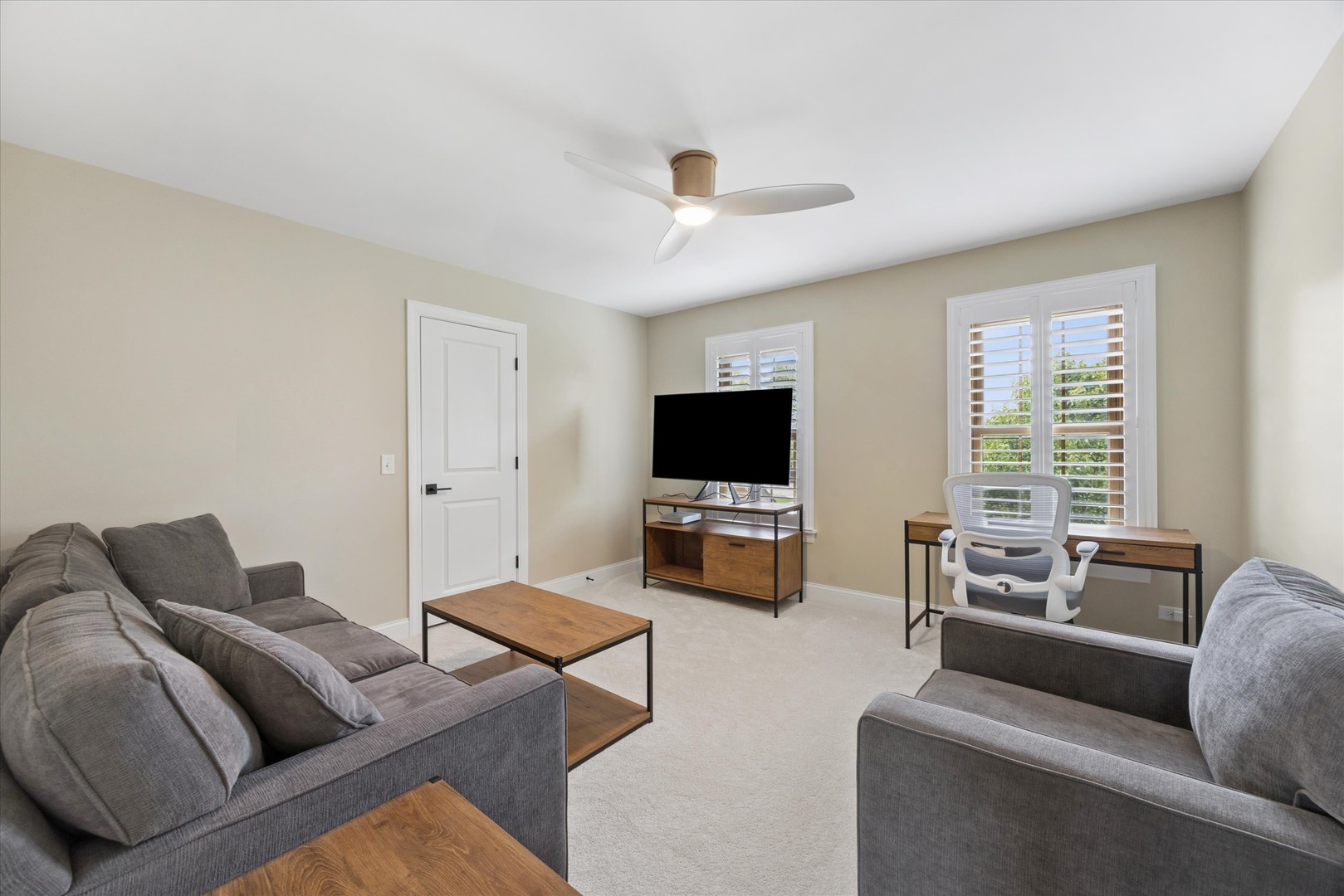 877 Stillwell Court Wheaton IL 60189