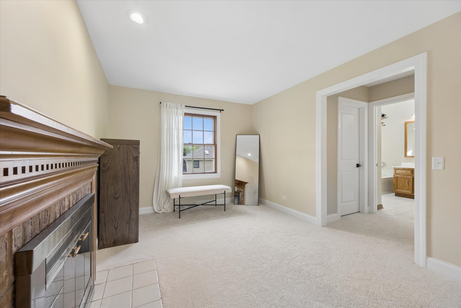 877 Stillwell Court Wheaton IL 60189