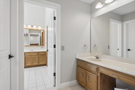 877 Stillwell Court Wheaton IL 60189