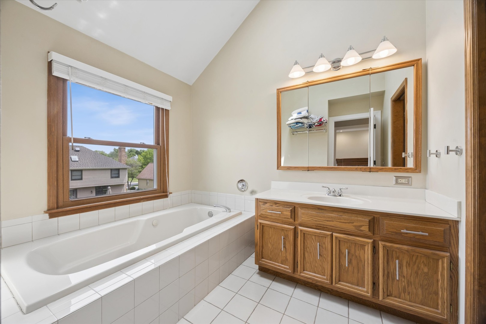 877 Stillwell Court Wheaton IL 60189