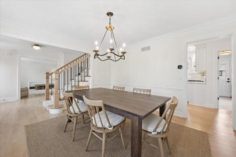 877 Stillwell Court Wheaton IL 60189
