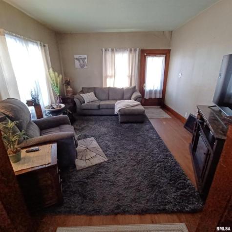 1208 Pine Street Kewanee IL 61443