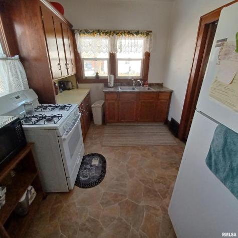 1208 Pine Street Kewanee IL 61443