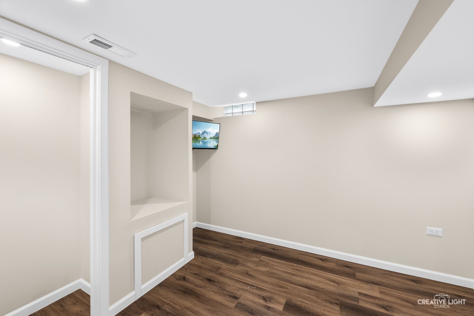 401 Salem Square Bolingbrook IL 60440