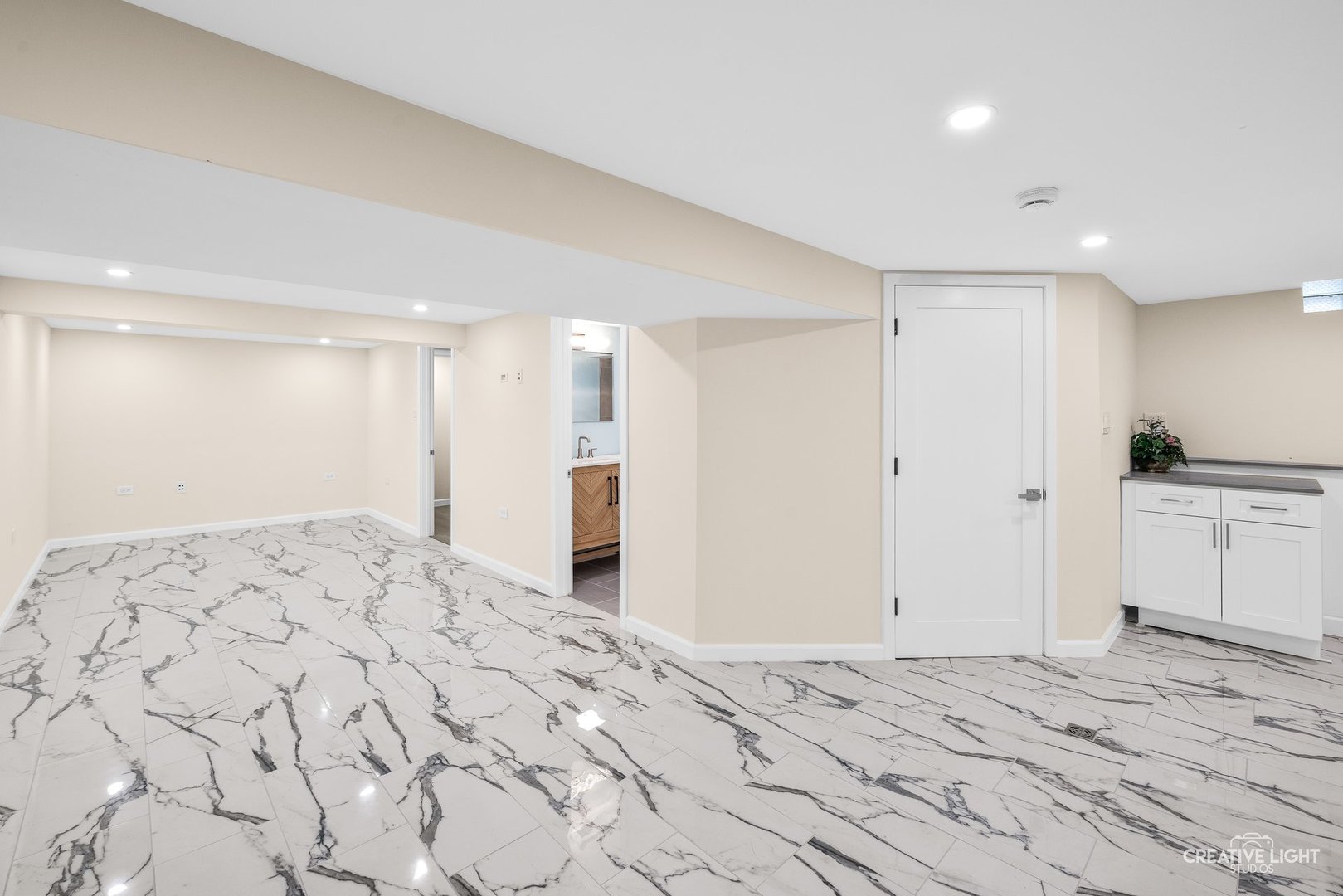 401 Salem Square Bolingbrook IL 60440