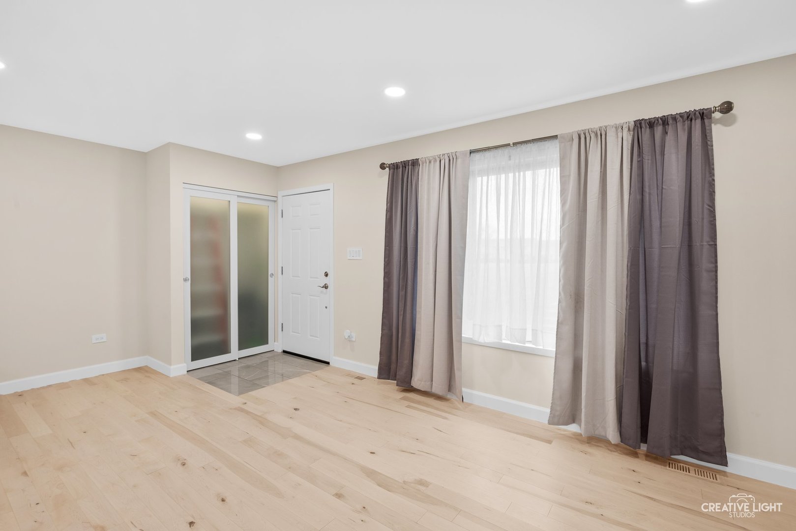 401 Salem Square Bolingbrook IL 60440