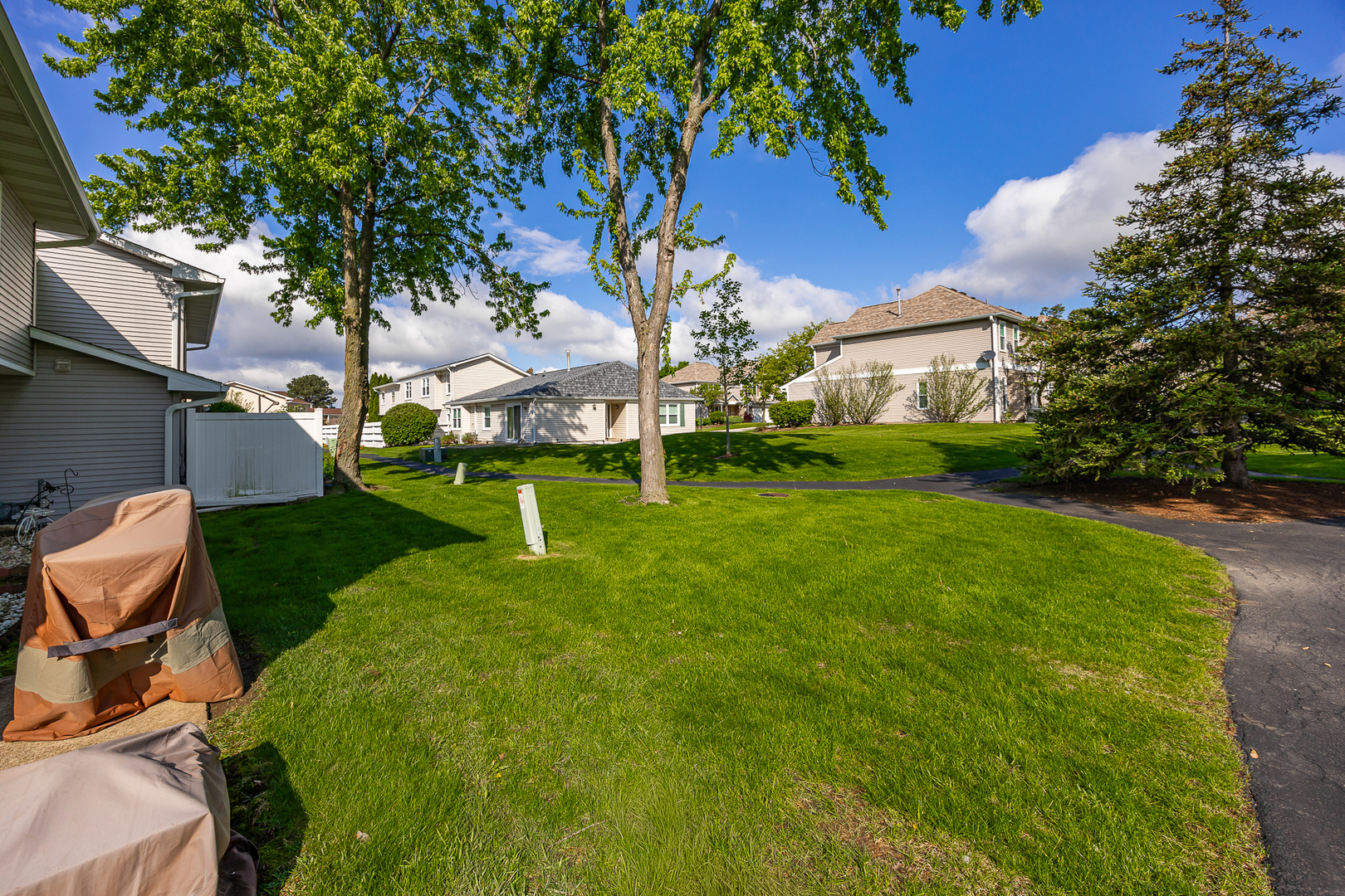 437 Wright Court Bolingbrook IL 60440