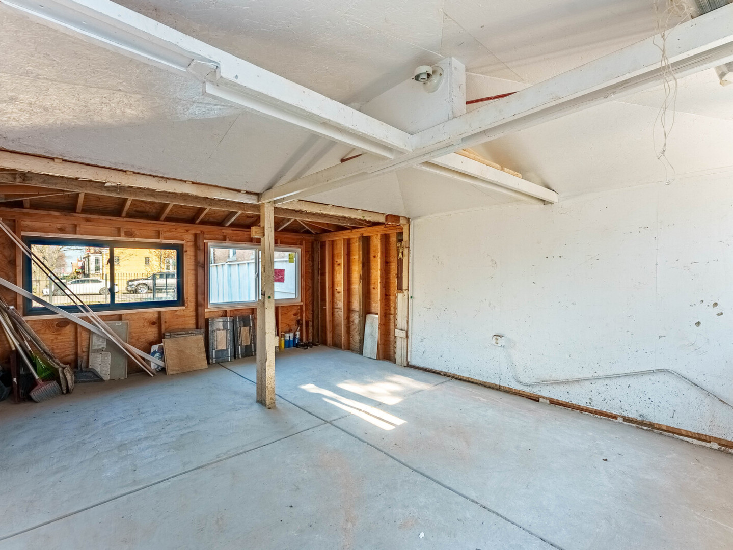 4025 West 56th Street Chicago IL 60629