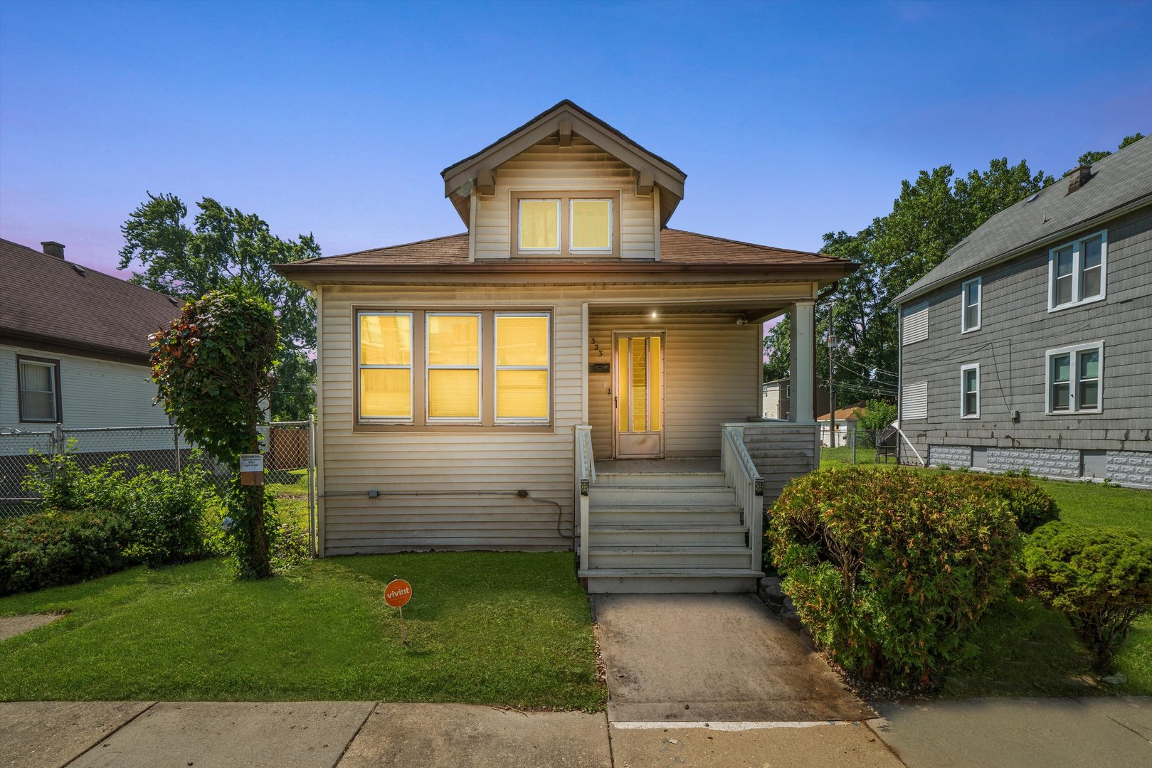 323 West 108th Street Chicago IL 60628