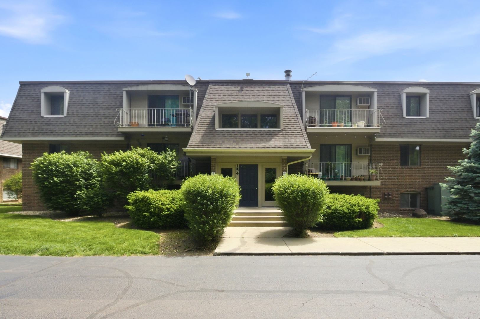 154 East Bailey Road Naperville IL 60565