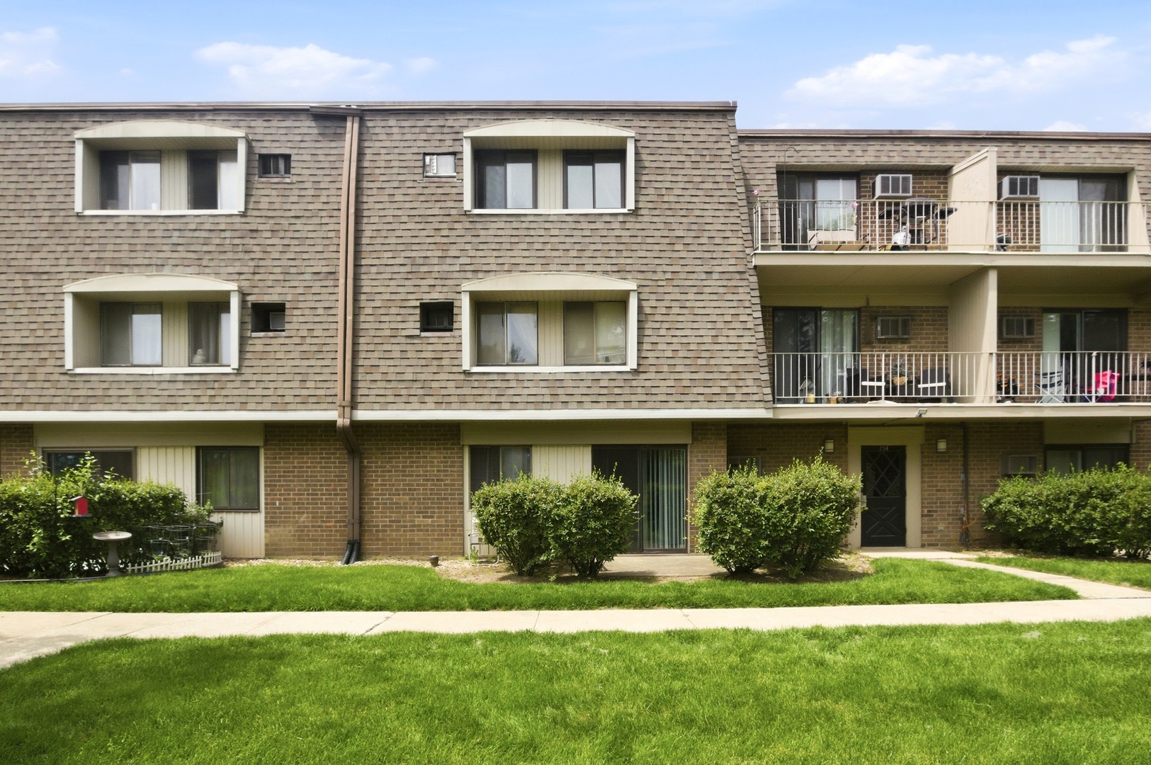 154 East Bailey Road Naperville IL 60565