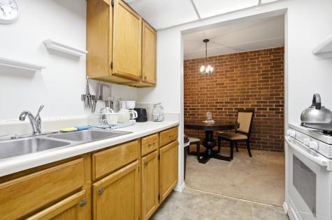 154 East Bailey Road Naperville IL 60565