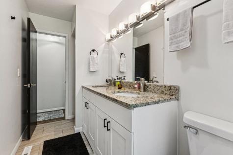 710 Greenbriar Lane Lindenhurst IL 60046