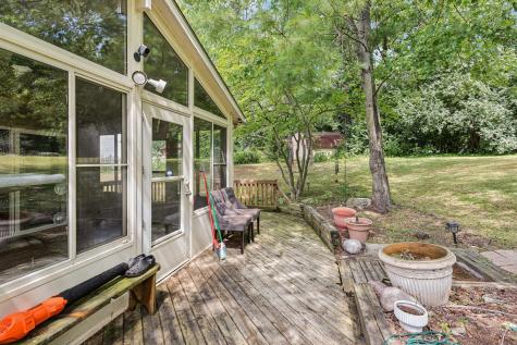 710 Greenbriar Lane Lindenhurst IL 60046