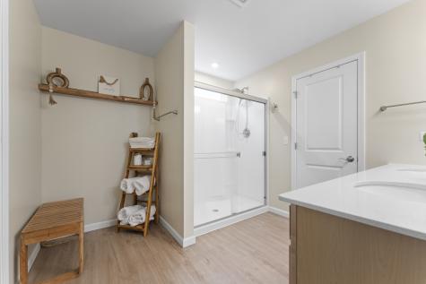 1017 Kessler Drive Mundelein IL 60060
