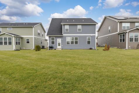 1017 Kessler Drive Mundelein IL 60060