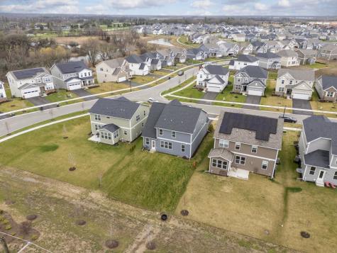 1017 Kessler Drive Mundelein IL 60060