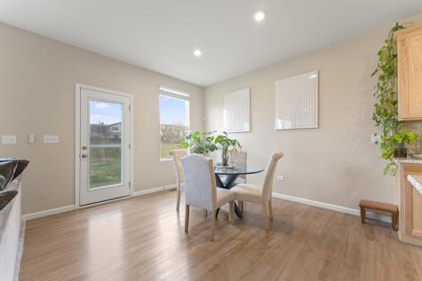 1017 Kessler Drive Mundelein IL 60060