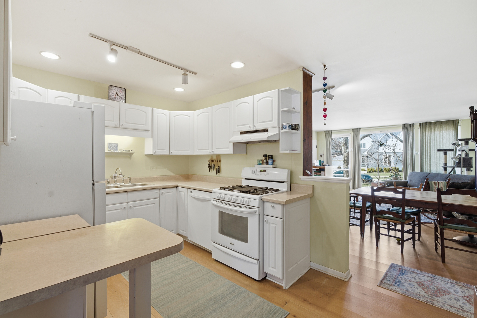 5429 Benton Avenue Downers Grove IL 60515