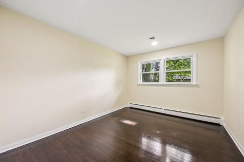 15725 New England Avenue Tinley Park IL 60477