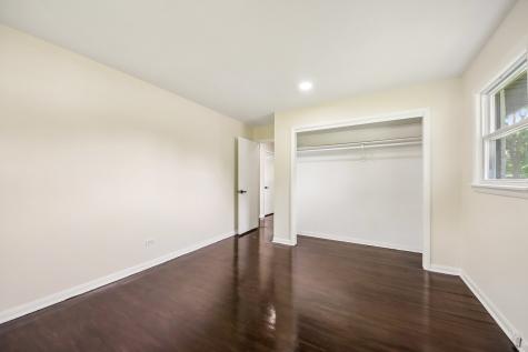 15725 New England Avenue Tinley Park IL 60477