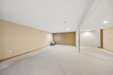 15725 New England Avenue Tinley Park IL 60477