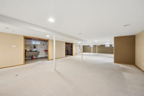 15725 New England Avenue Tinley Park IL 60477