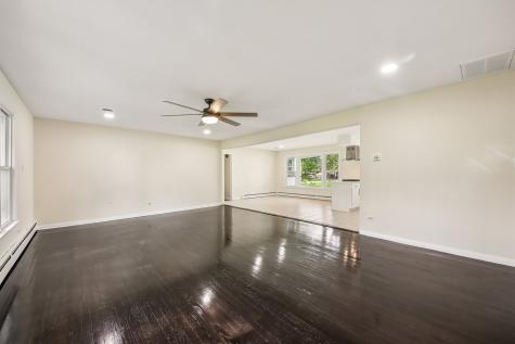 15725 New England Avenue Tinley Park IL 60477