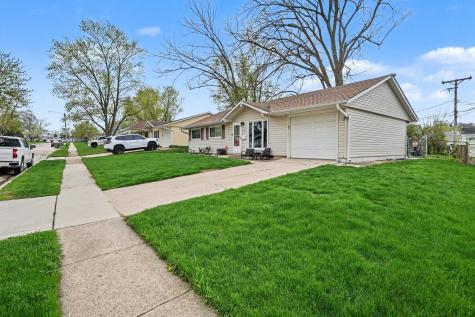 458 Berkshire Avenue Romeoville IL 60446