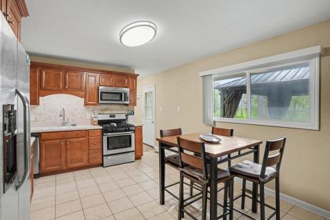 458 Berkshire Avenue Romeoville IL 60446