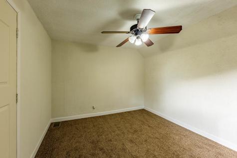 2318 Gideon Avenue Zion IL 60099