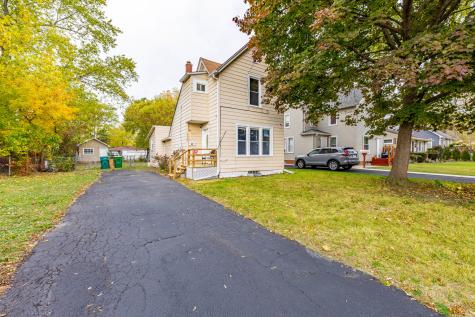 2318 Gideon Avenue Zion IL 60099