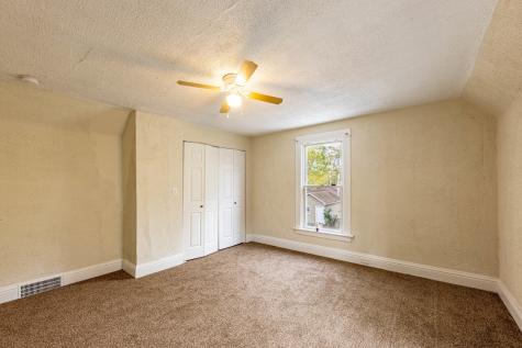 2318 Gideon Avenue Zion IL 60099