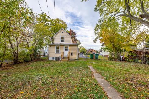 2318 Gideon Avenue Zion IL 60099